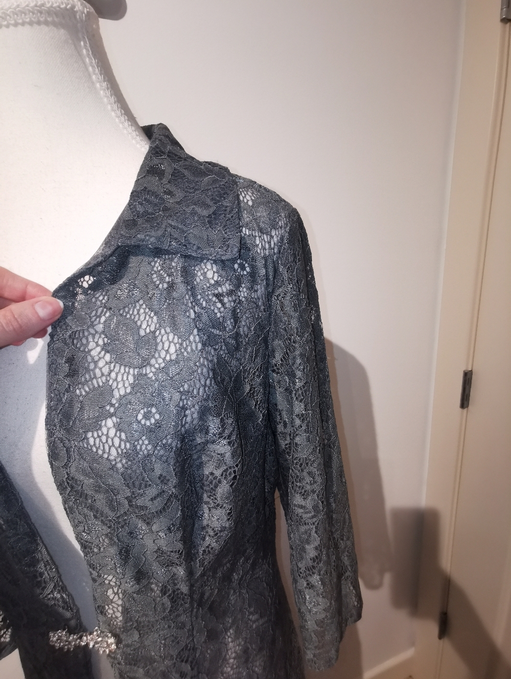 JJ's House Lace Very Y2K Collared Neckline Large 3/4 Sleeve Feminine Overlay - Picture 6 of 10